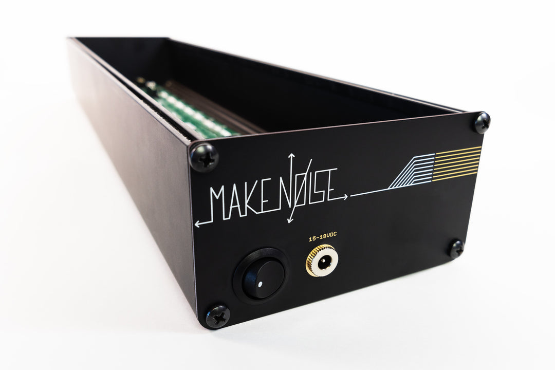 MAKE NOISE POWERED 2 ZONE SKIFF
