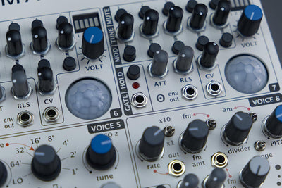 ELTA MUSIC SOLAR 42 : PRE-ORDER