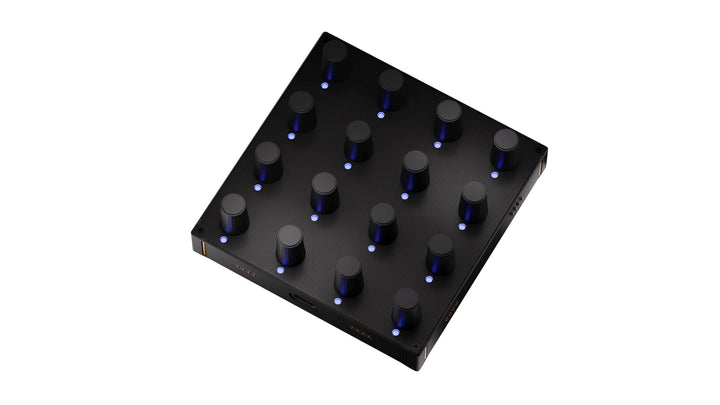 INTECH STUDIO GRID SERIES 3 : B-STOCK