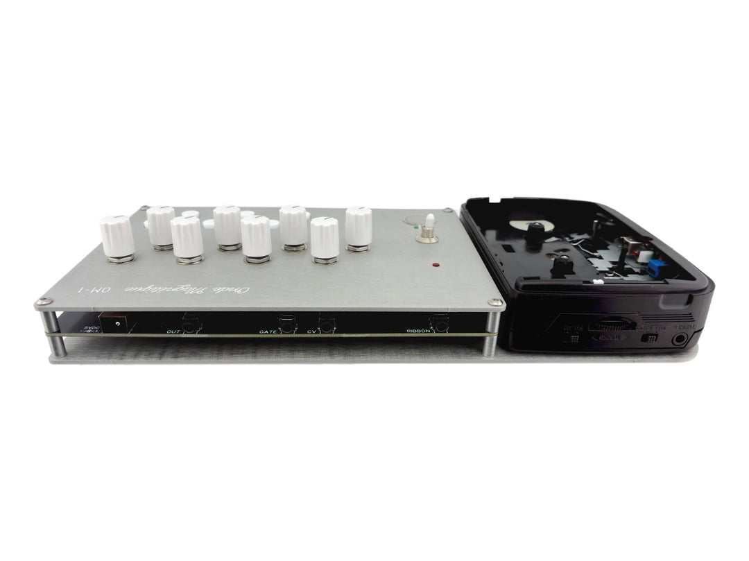 ONDE MAGNETIQUE OM-1 CASSETTE SYNTH