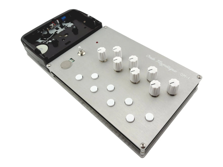 ONDE MAGNETIQUE OM-1 CASSETTE SYNTH