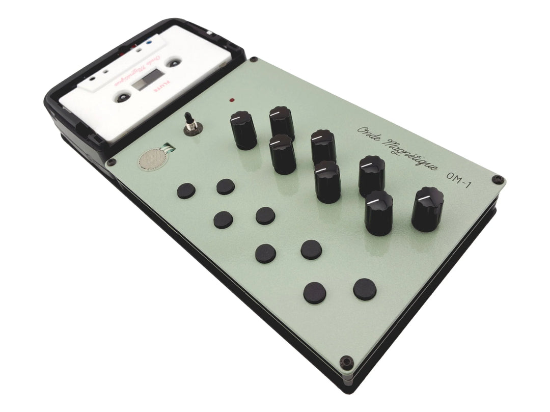 ONDE MAGNETIQUE OM-1 CASSETTE SYNTH