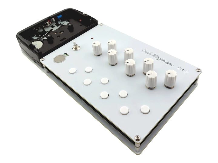 ONDE MAGNETIQUE OM-1 CASSETTE SYNTH