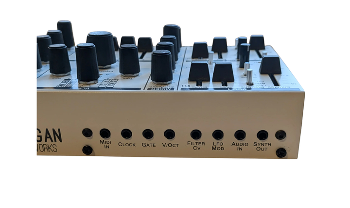 MICHIGAN SYNTH WORKS MSW-820 ANALOGUE SYNTHESIZER