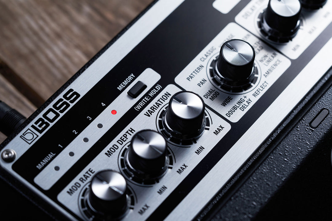 BOSS DM-101 DELAY MACHINE