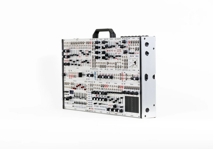 INTELLIJEL 7U 104 HP CASE WITH LID SILVER GEN2