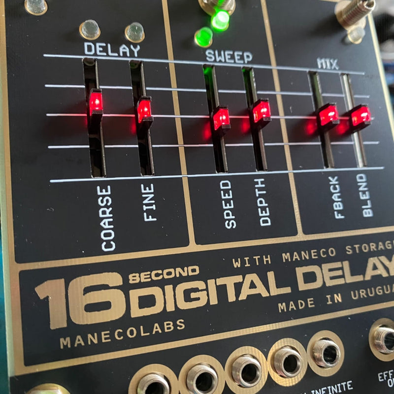 MANECO LABS SIXTEEN SECONDS DELAY VINTAGE EURORACK