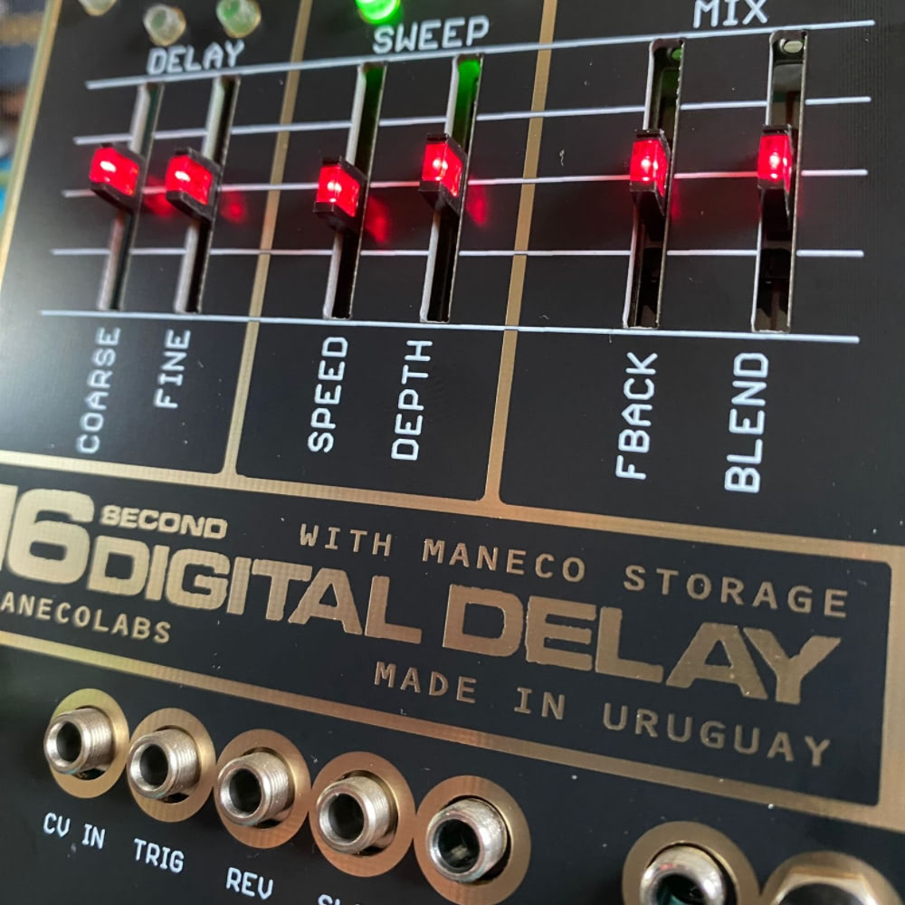 MANECO LABS SIXTEEN SECONDS DELAY VINTAGE EURORACK