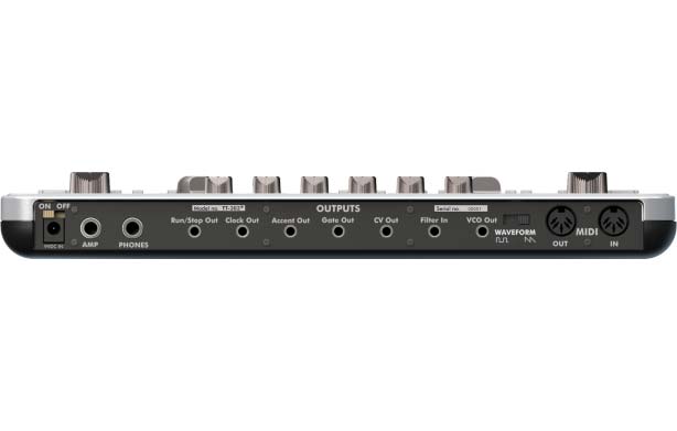 CYCLONE ANALOGIC TT-303 V2 BASS BOT
