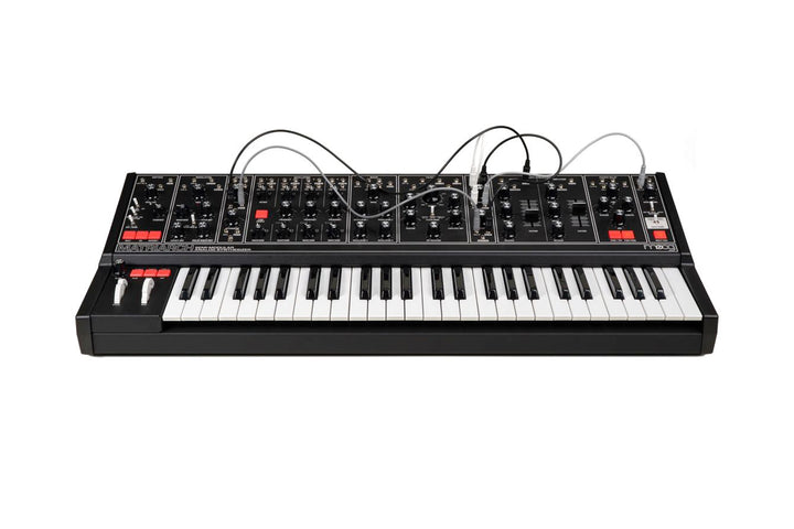 MOOG MATRIARCH DARK EDITION
