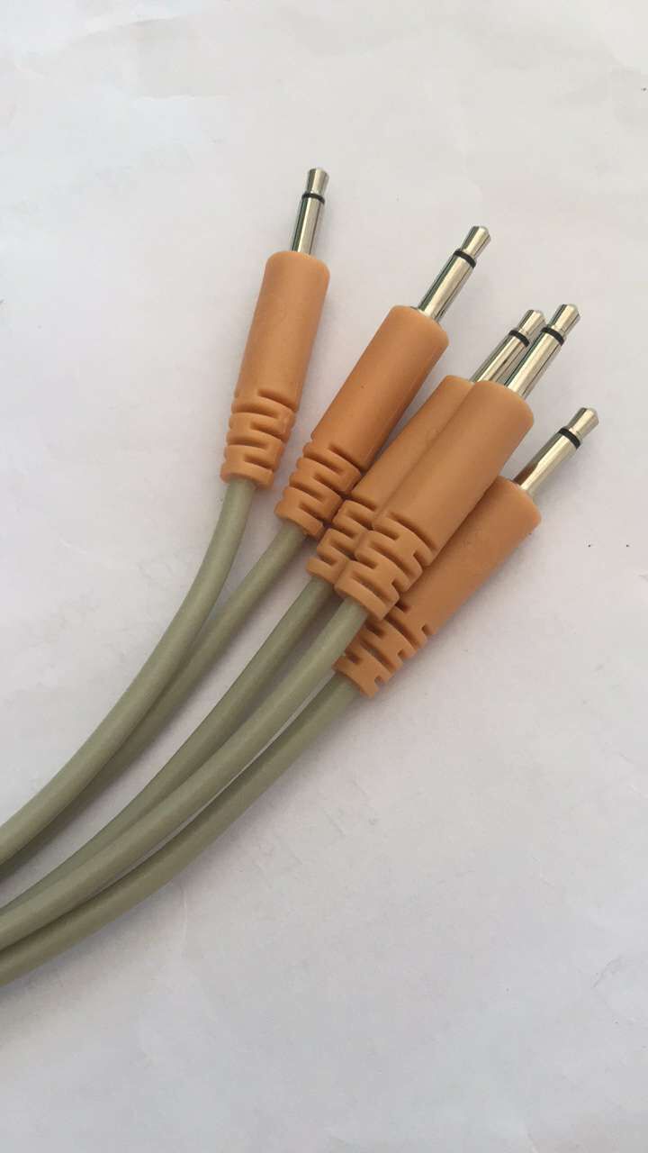 GLOW WORM PATCH CABLES