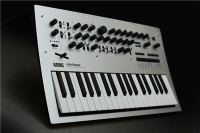 KORG MINILOGUE