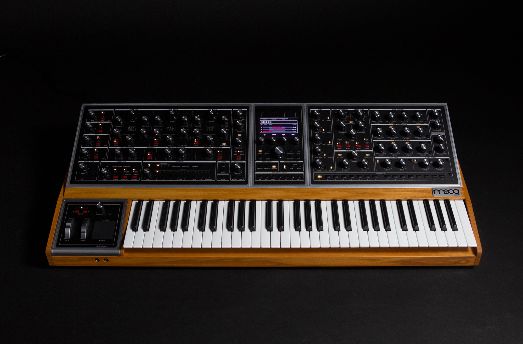 Moog One 16 Voice – Detroit Modular