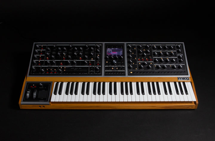 MOOG ONE 16 VOICE