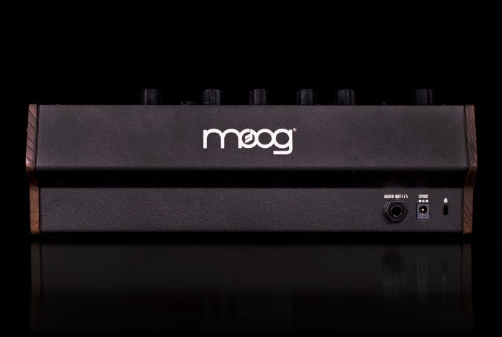 MOOG MOTHER 32