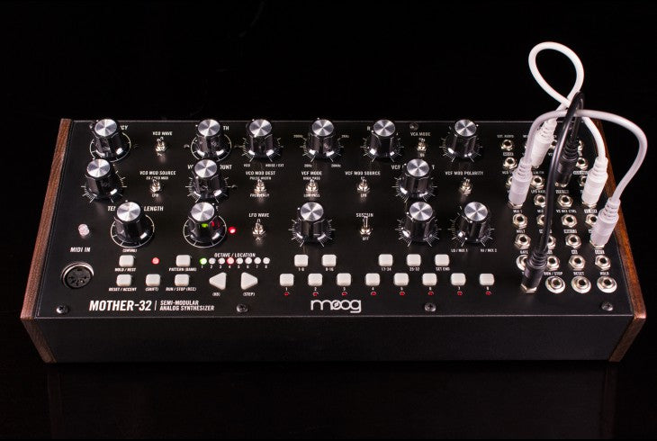 MOOG MOTHER 32