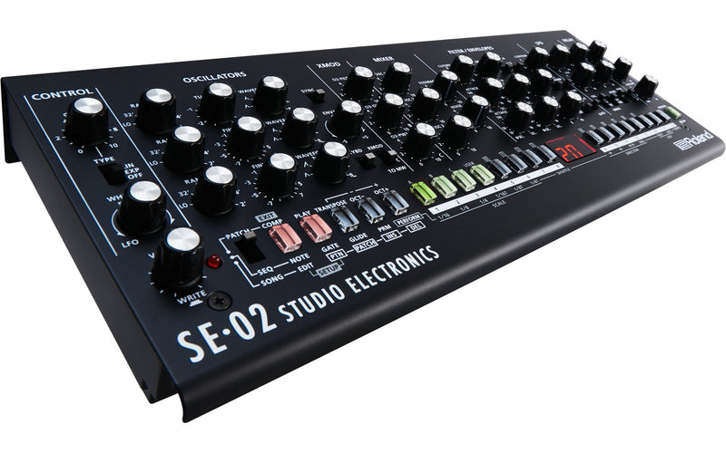 ROLAND SE-02 ANALOG SYNTHESIZER : OPEN BOX