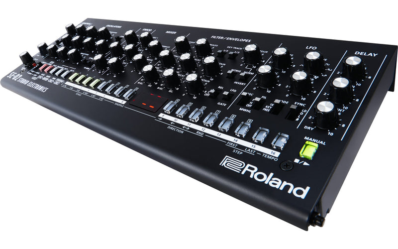 ROLAND SE-02 ANALOG SYNTHESIZER : OPEN BOX