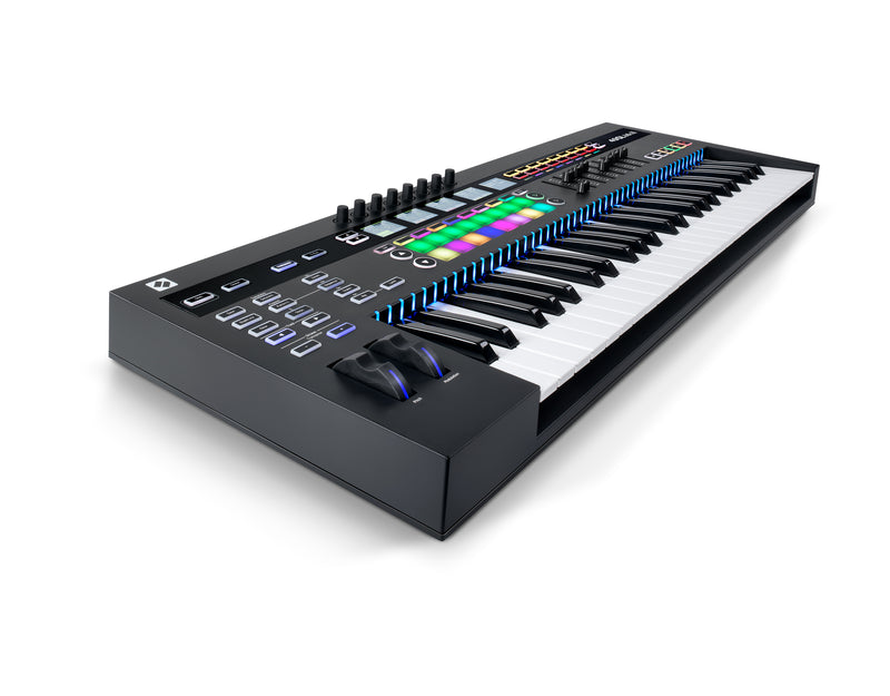 NOVATION SL MK3 61 KEY MIDI KEYBOARD