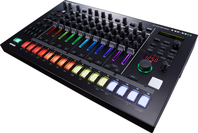 ROLAND TR-8S