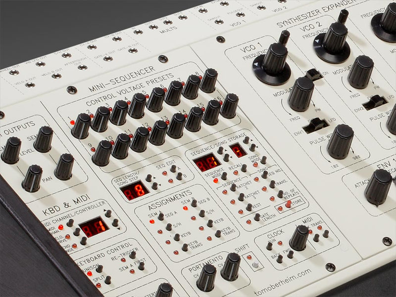 TOM OBERHEIM TWO VOICE PRO SYNTHESIZER