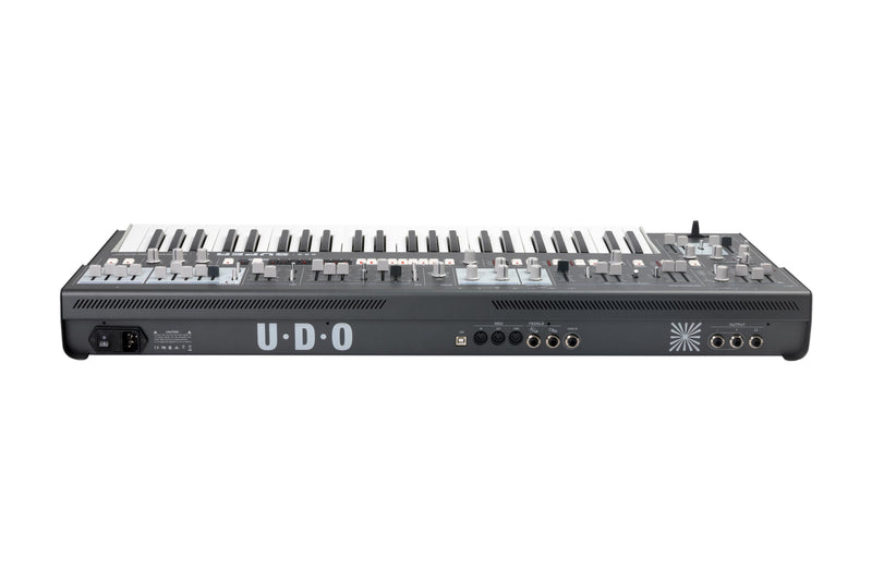 UDO AUDIO SUPER 6 BLACK